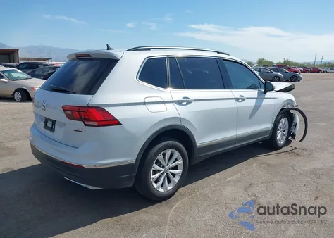 2018 Volkswagen Tiguan 2.0T Se/2.0T Sel z USA, uszkodzony, nr VIN 3VV2B7AX9JM188024
